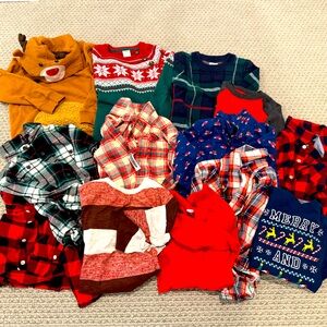 Christmas Bundle - 5/5T Shirts!!